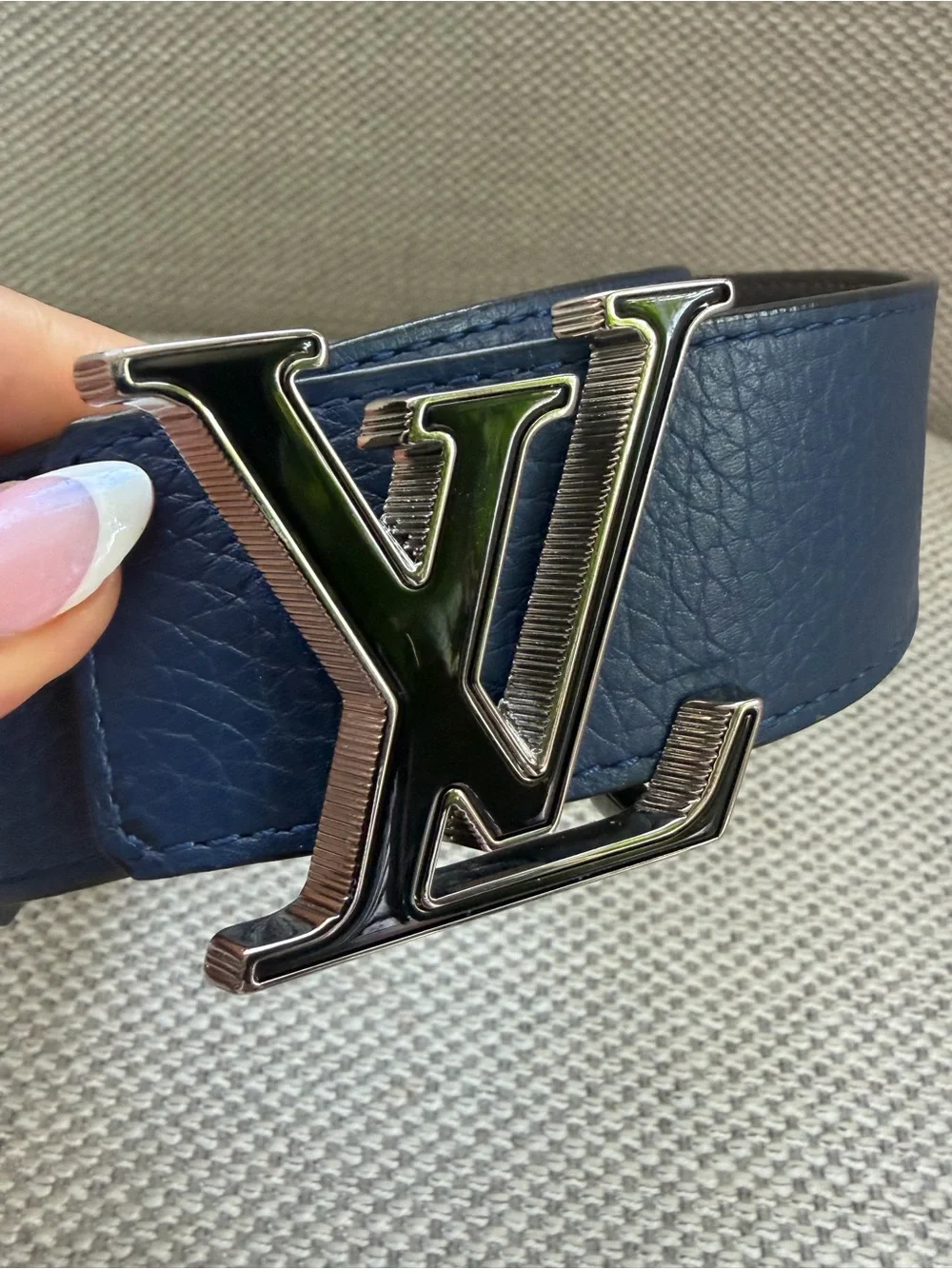 Louis Vuitton lv tilt